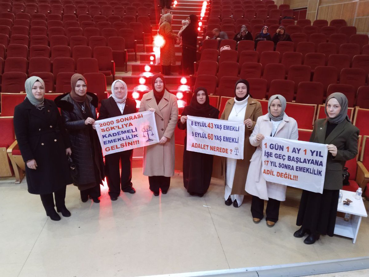 🔴 EMADDER - YENİDEN REFAH PARTİSİ İSTANBUL İL DİVANI | KADIN KOLLARINDAN KADEMELİ EMEKLİLİK DESTEĞİ

<a href="/rprefahpartisi/">Yeniden Refah Partisi</a> 
<a href="/erbakanfatih/">Dr. Fatih Erbakan</a>
<a href="/refahkadinist/">Yeniden Refah Partisi İstanbul İl Kadın Kolları</a>
<a href="/SetenayKanar/">Setenay Kanar</a>

Emeklilikte Adalet Derneği olarak, Yeniden Refah Partisi İstanbul İl Divan Toplantısı’nda kademeli emeklilik