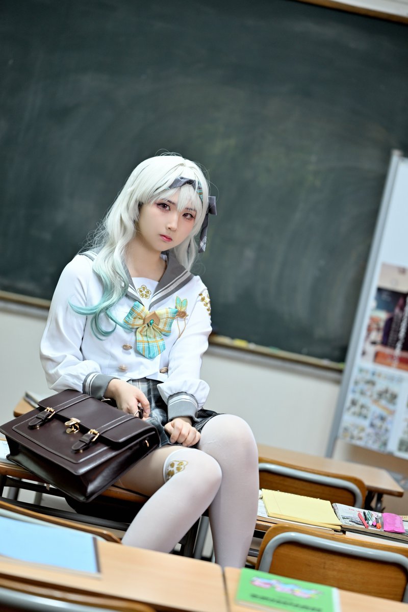 반디(교복)
COS : 그린(<a href="/G_Rin_cos/">그린🫧</a>)
#HonkaiStarRail #firefly
