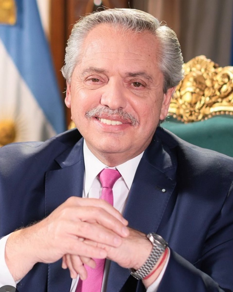 Se termina el año, y no puedo dejar de agradecerle todo lo que hizo por Milei, a este personaje !!!
Gracias Alberto, sin tu cooperación, nada de lo que está sucediendo, hubiese sido posible !!!
Un grande