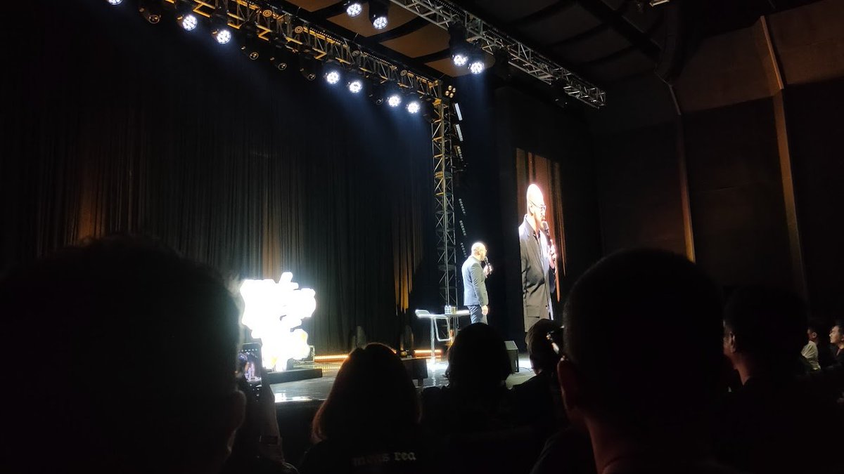 penontonstandup's tweet photo. 2025 tinggal menghitung hari untuk berganti, apa 'best buy' special show atau acara komedi kalian tahun ini? Share dong!!

*gambar hanya pemanas https://t.co/CEUeZODvwT