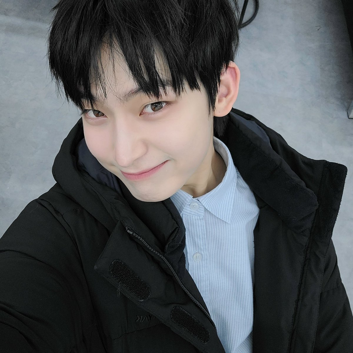 yearlyenhypen's tweet image. sunoo via twitter 4 years ago today with "ENGENEs goodniiight ~~💙

#SUNOO #SunooSelfieCollection #2022NewYear #ComeOn #Welcome #Goodnight
"(2nd january 2022)
trans:enhypenupdates