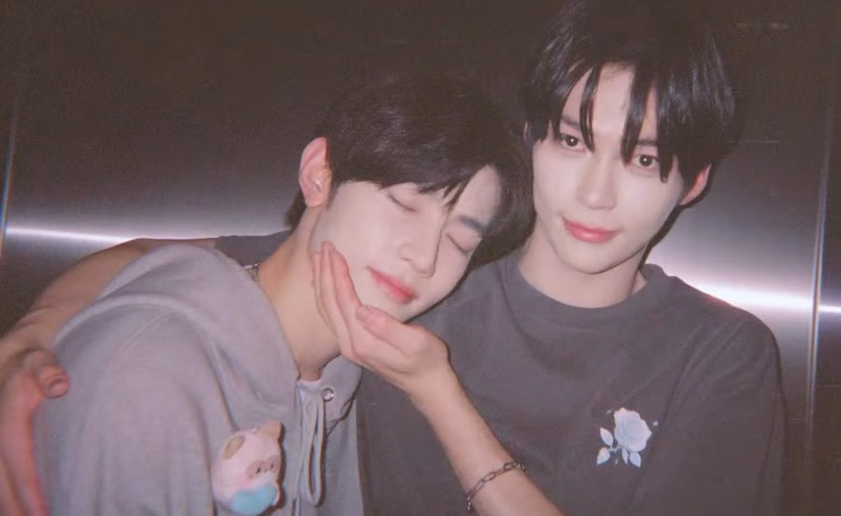 사루밍 tweet media