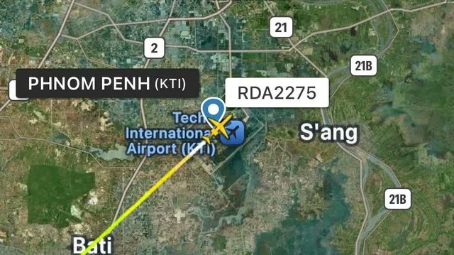 nexta_tv's tweet photo. ✈️Belarusian cargo plane flew to Cambodia just a few hours after the ceasefire went into effect 

The Il-62MGr first made a stopover in Mombasa, Kenya, and then continued directly to Cambodia.

Notably, the route deliberately avoided Thai airspace, passing instead over Malaysia.

The nature of the cargo remains highly suspicious.