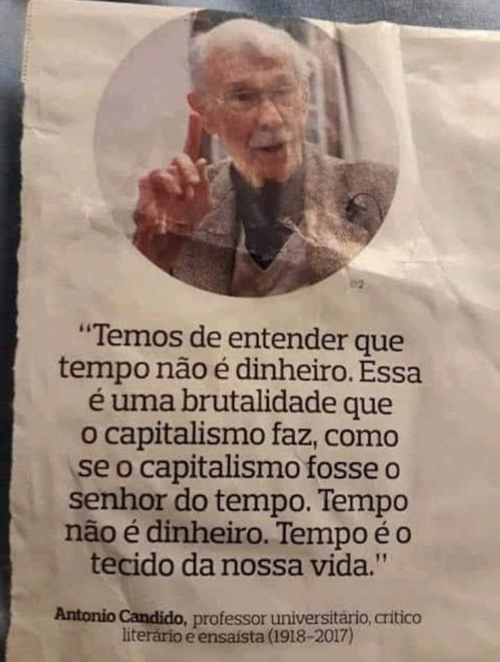 KriskaCarvalho's tweet image. Bom dia!