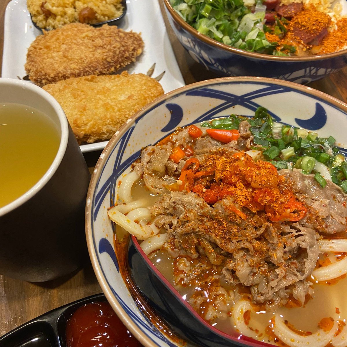 lagi galau, tp makan dulu ya