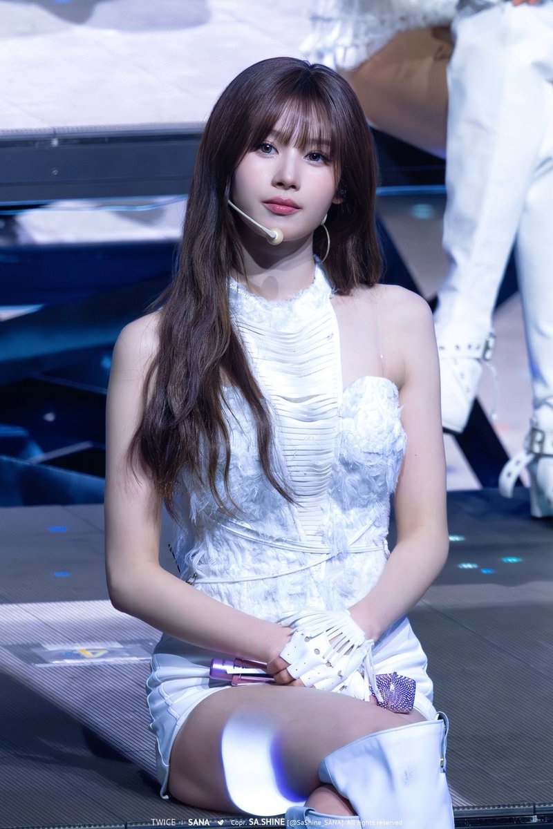 サナさま確認ページ♥ こんな振り幅凄いのはサナちゃんだけ✨Queenすぎるサナ様