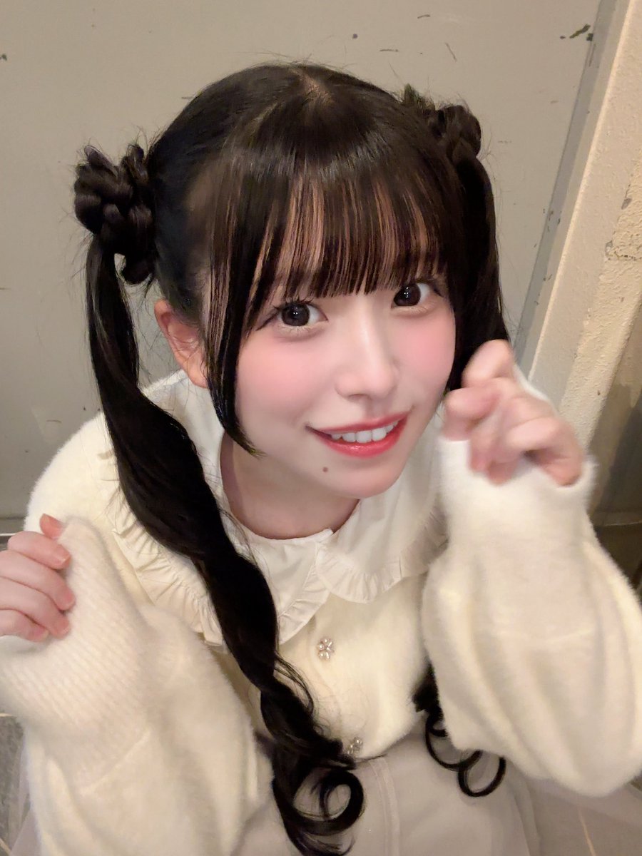 2025年が終わる前にすきになってね🐈‍⬛🤍