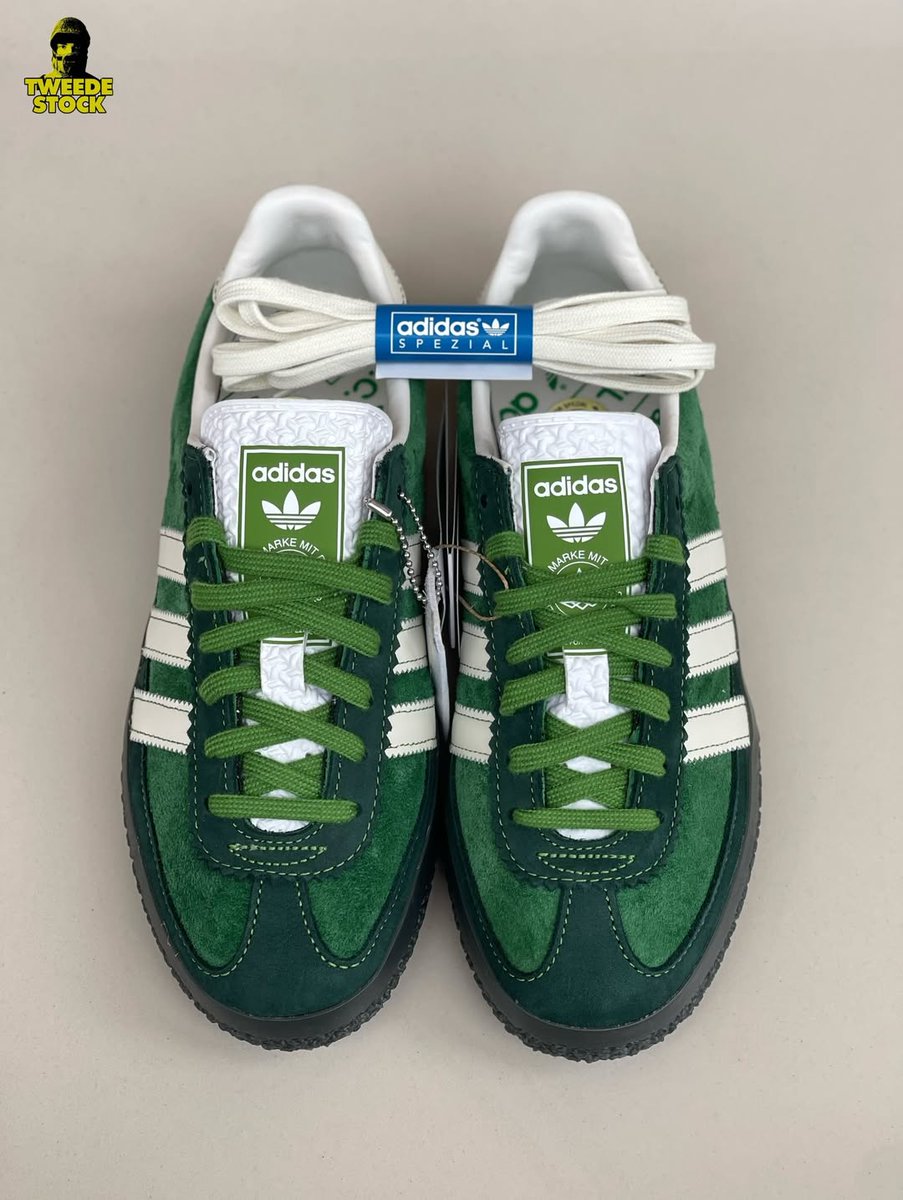 verstif's tweet image. green adidas shoes 🍀, lowkey refreshing just to look at