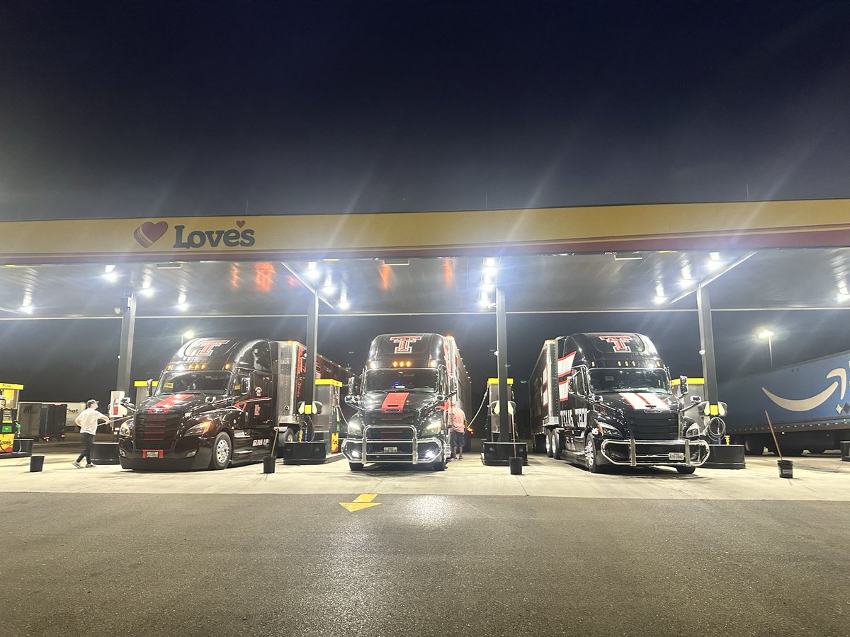 TTU trucks-Day two fueled up.. 797 miles to go! #TexasTech #wreckEm #GunsUp