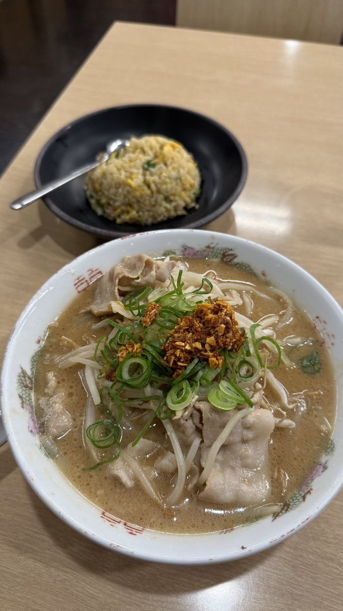 ざいこう (@zaikou_yade) on X