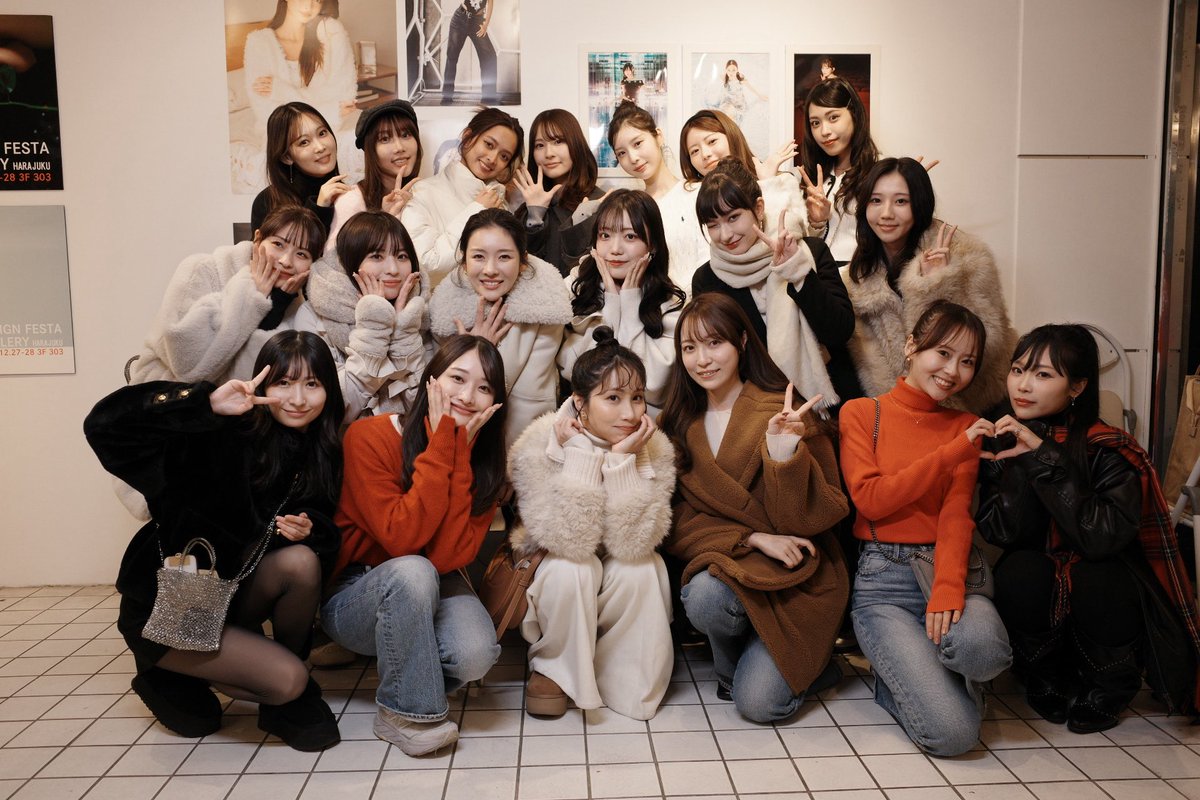 【御礼】
今年も無事にPHOTOMO 写真展を終了することができました。
関係者の皆様に感謝いたします。
特に出展いただいたカメラマンの皆様には年末のお忙しい中、準備から当日までありがとうございました。

モデルのみんなもお疲れさまでした。

来年もよろしくお願いいたします。
PHOTOMO