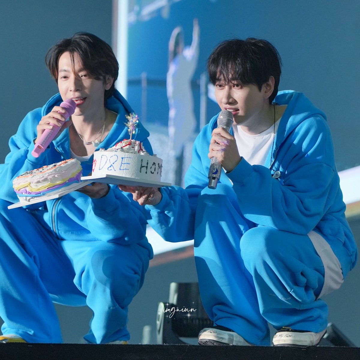 imgaeun99's tweet image. 둘이 귀여워🥹

251228 SUPER JUNIOR D&amp;amp;E FAN PARTY &amp;lt;HOME COMING&amp;gt; 

#동해 #DONGHAE 
#은혁 #EUNHYUK
@donghae861015 @AllRiseSilver