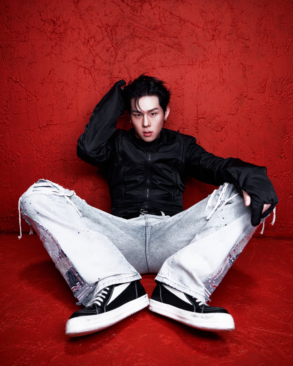 OfficialMONSTAX's tweet image. 𝗝𝗢𝗢𝗛𝗢𝗡𝗘𝗬 
𝗧𝗛𝗘 𝟮𝗡𝗗 𝗠𝗜𝗡𝗜 𝗔𝗟𝗕𝗨𝗠 光 (𝗜𝗡𝗦𝗔𝗡𝗜𝗧𝗬)

CONCEPT PHOTO
IN RED VER.

Release on 260105 6PM (KST)

#주헌 #JOOHONEY
#몬스타엑스 #MONSTAX #MONSTA_X
#光 #INSANITY #JOOHONEY_STING