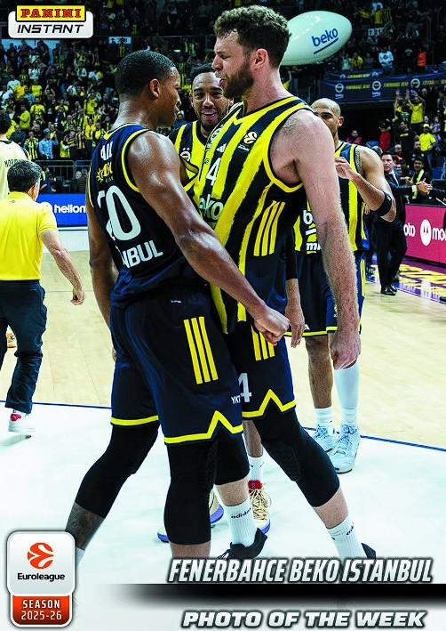 ceyhunyuksel07's tweet image. EuroLeague
That feeling after a big W for @fbbasketbol is the Photo of the Week presented by @paniniamerica 💪

#fenerbahçe 💛🩵
🇹🇷🇹🇷
#InstantCards I #euroleaguebasketball