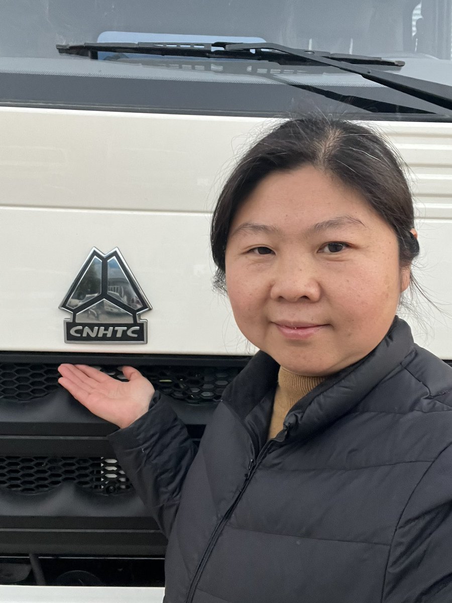 HOWO Fuel Refueling Tank Truck
China Trucks Source Manufacturer 
Hubei SAAB Automobile Import &amp; Export Co., Ltd.
Mobile&amp;WhatsApp +86 13409620788 Huang YuanPing