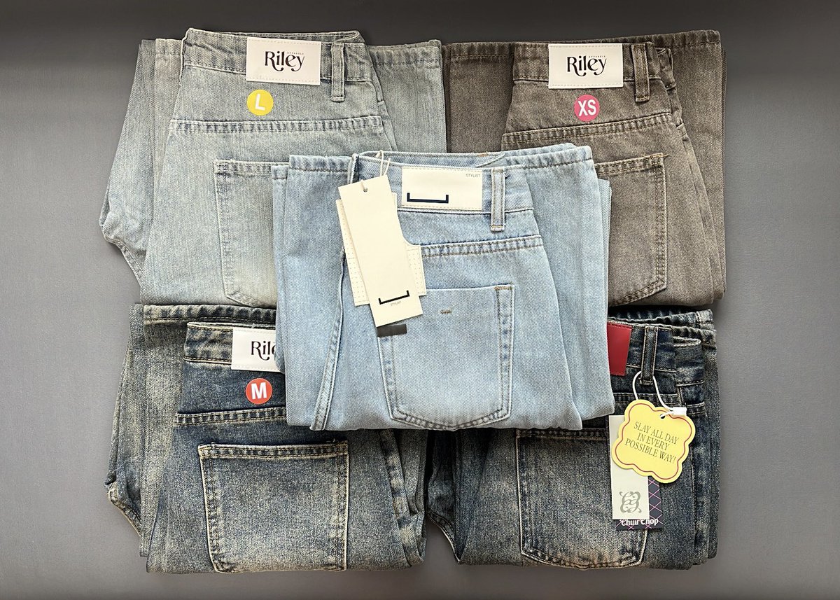 eitra7stf's tweet image. 🧺🦌 #ส่งต่อเสื้อผ้า รอบสุดท้ายของปีแล้วค้าบ มีมากกว่าในรูปน้า [new — used once]

ลงอ. 30/12 (20.00)
shipping 45 | รีปักลด 5 บาทคับ

#ส่งต่อเสื้อผ้ามือ2 #ส่งต่อเสื้อผ้า #ส่งต่อcintage #ส่งต่อstylist #ส่งต่อเสื้อผ้ามือสอง #เสื้อผ้ามือสอง #โล้ะตู้เสื้อผ้า #ส่งต่อกระเป๋า #ส่งต่อคสอ