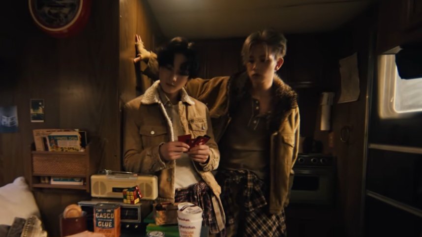 -en tolong leader sama hyung ini jangan disatuin pliss ga kuat😭🙏