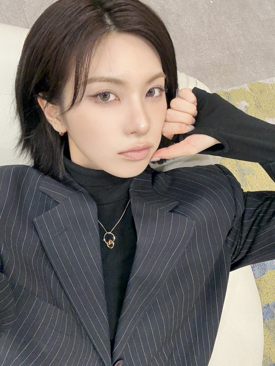 NMIXX_official's tweet image. [🐥] HAPPY BAE DAY

┏┓┏┓｡･ﾟﾟ･｡｡ﾟ🐣
┃┗┛ appy
┃┏┓┃ 𝑩𝑨𝑬
┗┛┗┛ day*ﾟ🌼
｡.｡.｡.｡💛

#NMIXX #엔믹스
#배이 #BAE
#배이와_함께_여전히_서로겠지
#OurSolshineDay