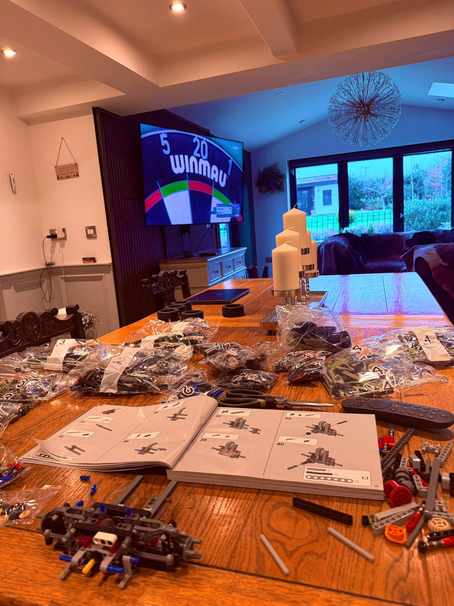 ✨Bec✨ tweet media