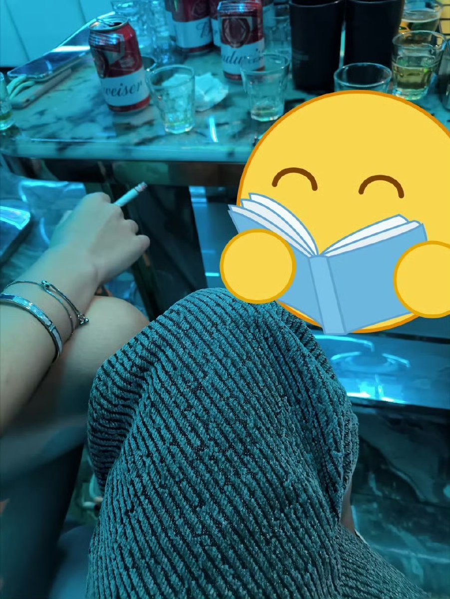 okav.com | 精神小妹还是女大学生？_不行了_一滴都没有了.wvo\, image size:901x1199