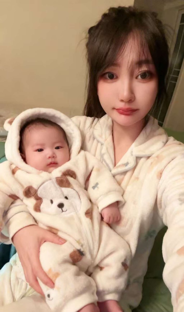 XY202588's tweet photo. 深圳福田区
新人奶妈
真正的良家妇女
价格美丽
8月份之前是孕妇
上班中，欢迎咨询预约
咨询客服1：@nn0000078
咨询客服2：@nn0000087
咨询QQ：2125652609
双向机器人：@nn0000078_bot https://t.co/qZNytMt8wS