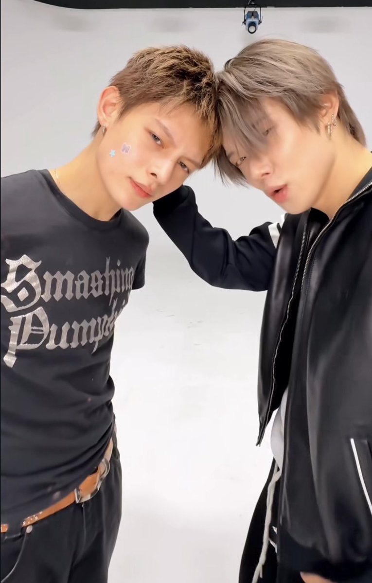 jamesnmoons's tweet image. THEY’RE SO CUTE 😭