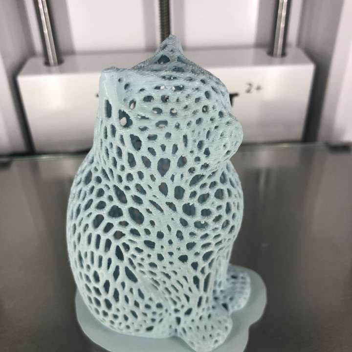 raimonvibe's tweet photo. 😼✨ Just dropped my latest 3D model!
Meet the Laser Cat Remix — a Voronoi-patterned feline masterpiece ready for your printer! 🖨️🔷
👉 Grab the STL & print your own here: https://t.co/LEeL03jOZm

Obsessed with cool geometry + cats? Same here 😆
#3DPrint #Voronoi #LaserCat #STL #Makers #3DModel #PrintingFun 🔥😺