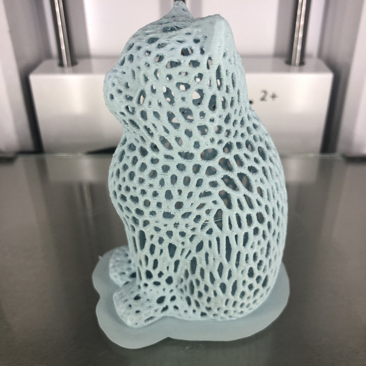 raimonvibe's tweet photo. 😼✨ Just dropped my latest 3D model!
Meet the Laser Cat Remix — a Voronoi-patterned feline masterpiece ready for your printer! 🖨️🔷
👉 Grab the STL & print your own here: https://t.co/LEeL03jOZm

Obsessed with cool geometry + cats? Same here 😆
#3DPrint #Voronoi #LaserCat #STL #Makers #3DModel #PrintingFun 🔥😺
