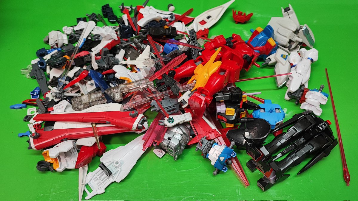 ガンプラ #ジャンク #ミキシングビルド 今回の年末年始のお楽しみ