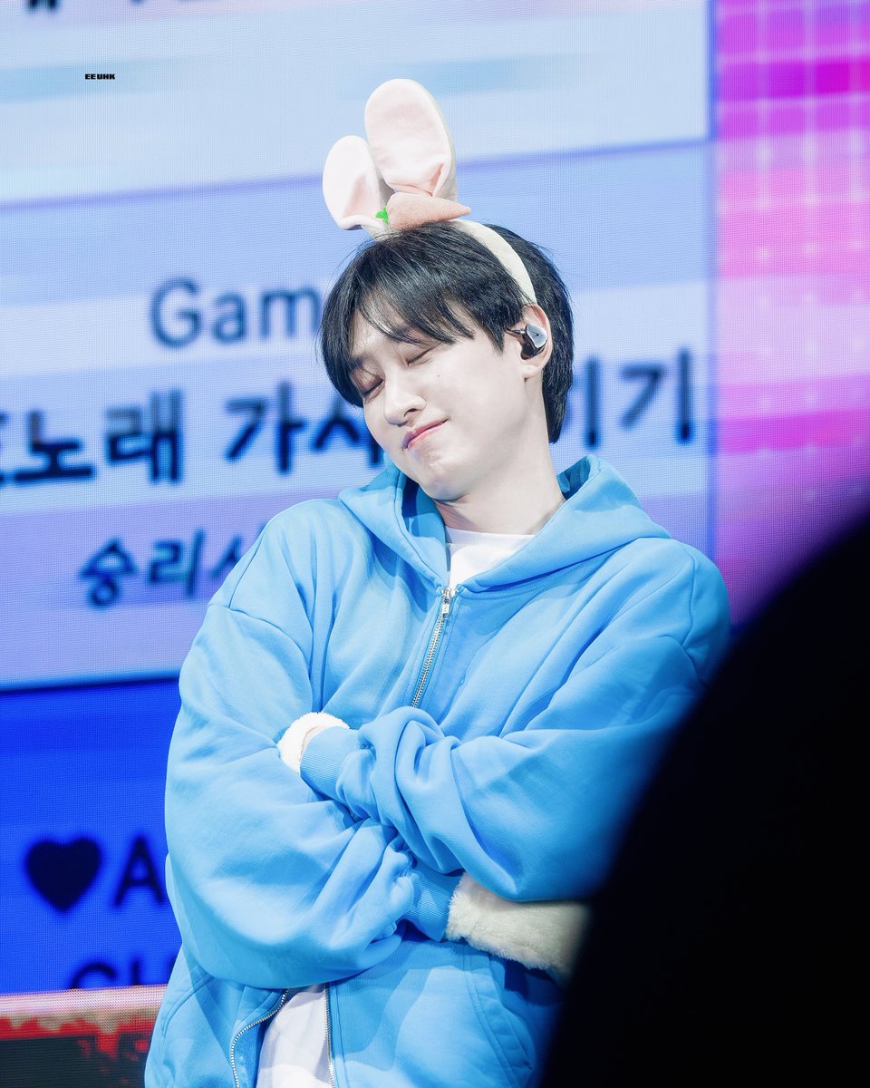 ee_uhk's tweet image. 251228 디앤이 팬파티 【 D&amp;amp;E Home Coming 】

🐰

#은혁 #EUNHYUK