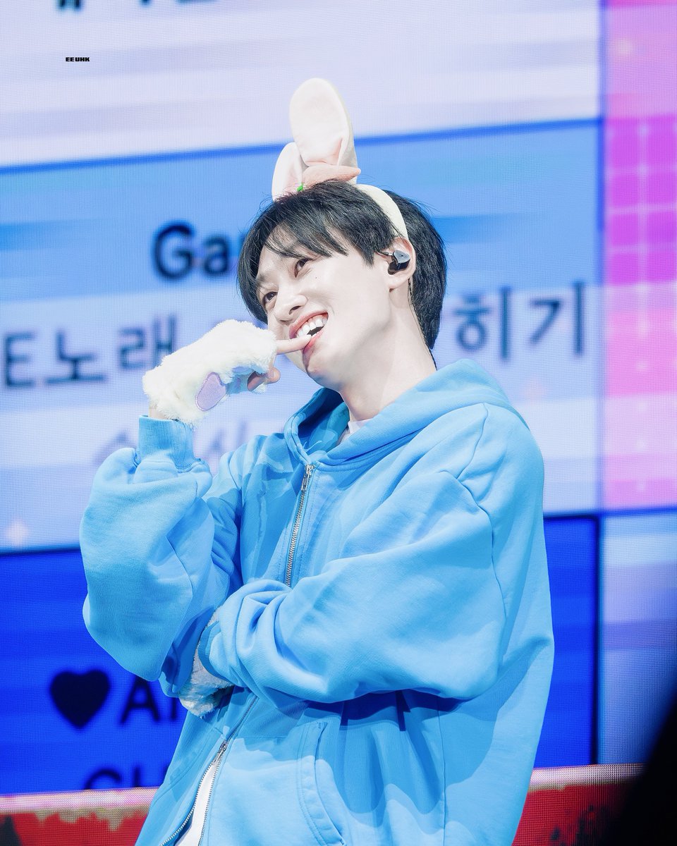 ee_uhk's tweet image. 251228 디앤이 팬파티 【 D&amp;amp;E Home Coming 】

🐰

#은혁 #EUNHYUK