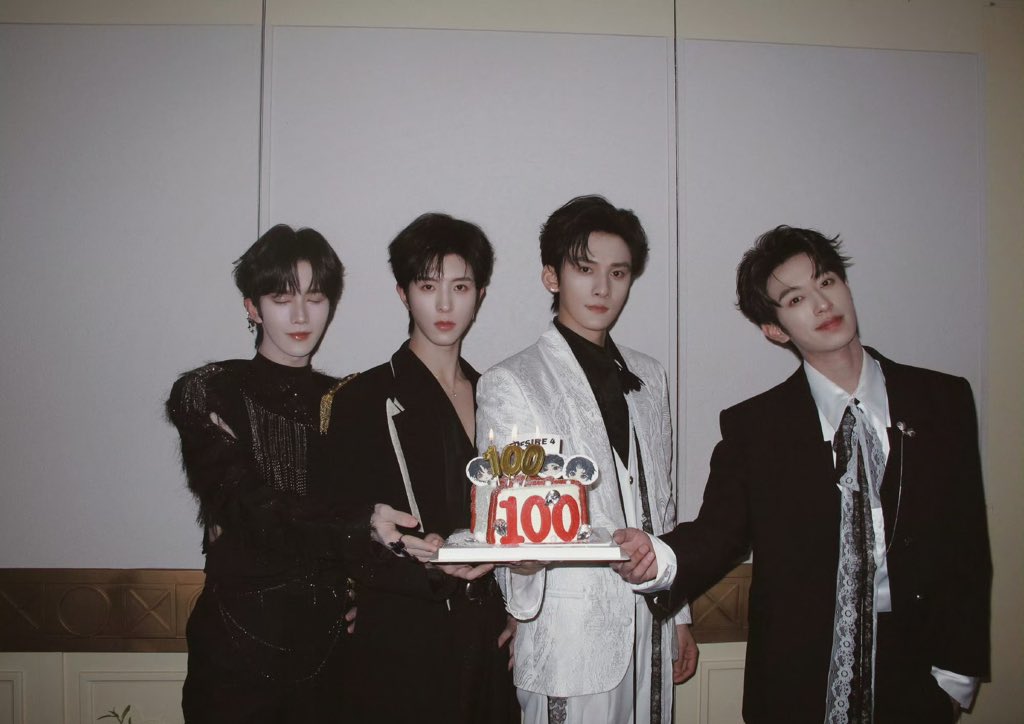 globalDESIRE4_'s tweet image. DESIRE4_ UPDATE
weibo.com/7987608577/524…

From 🇲🇴 to 🇲🇴, a 1️⃣0️⃣0️⃣ DAY journey of growth. Our story has only just begun, the eternal beginning of Desire4.
Let’s continue walking together into the future, writing even more moments of emotion, warmth, and beauty side by side.…