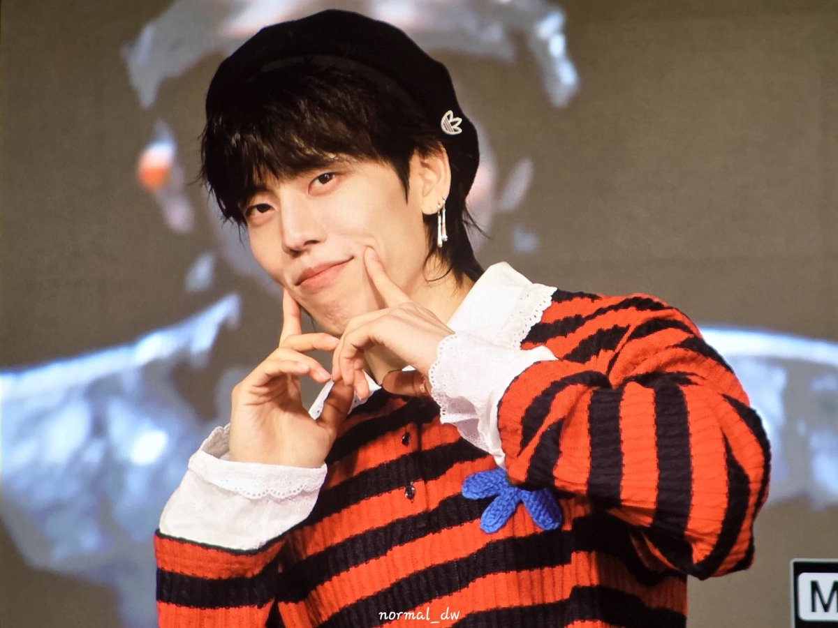 251228 인마이룸 팬싸 preview

큐티보이❤️🖤

#장동우 #JangDongWoo
#솔로 #컴백 #AWAKE 
#SWAY #SWAY_Zzz