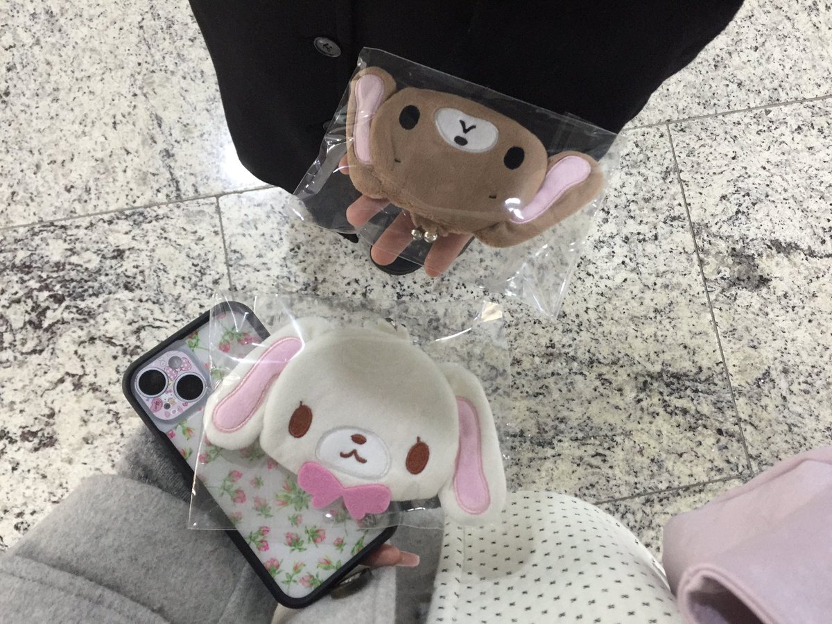 코내 tweet media
