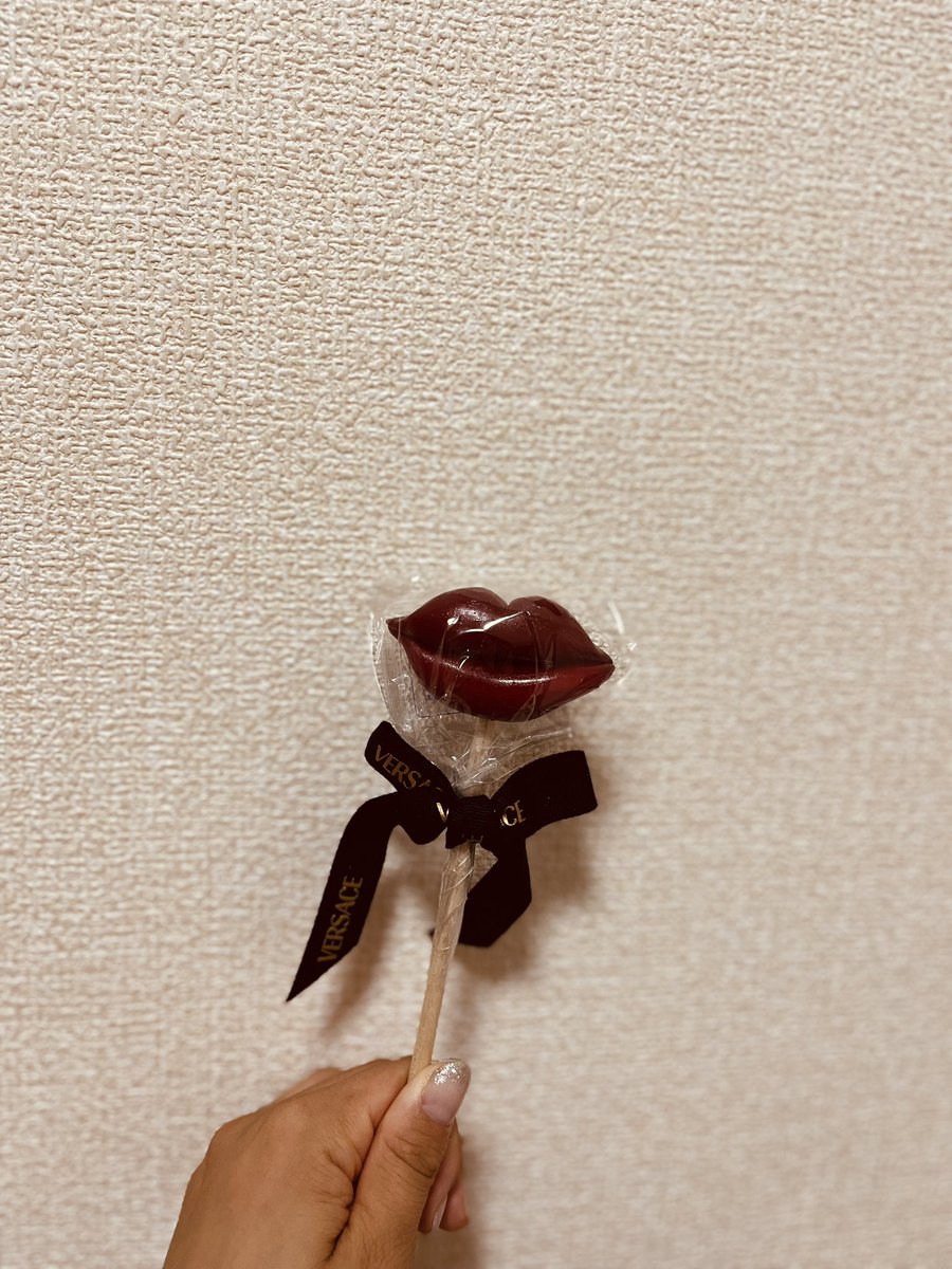 賞味期限9月までで食べなきゃ行けないってのわかってるのにまだ食べてないの私だけじゃないはず、、