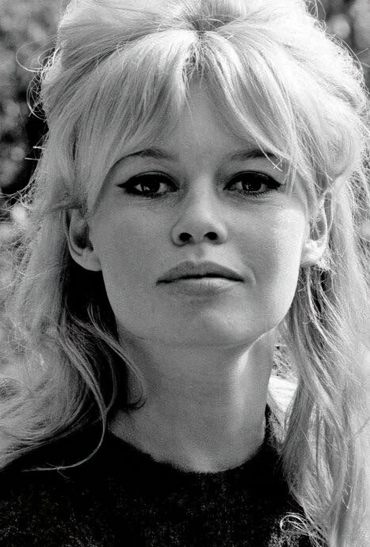 Brigitte Bardot: "I don't want to die a Muslim in an Islamized France." A true European patriot. ...