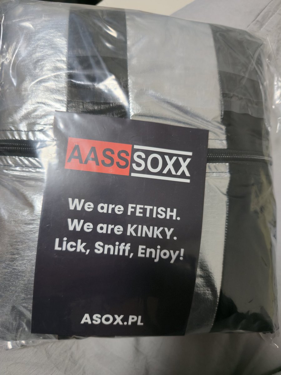 boyrubber's tweet photo. @aasssoxx_pl
Thank you.
#AASSSOXX #ASOX #nylon #shinygear https://t.co/QQPvtjnqmG