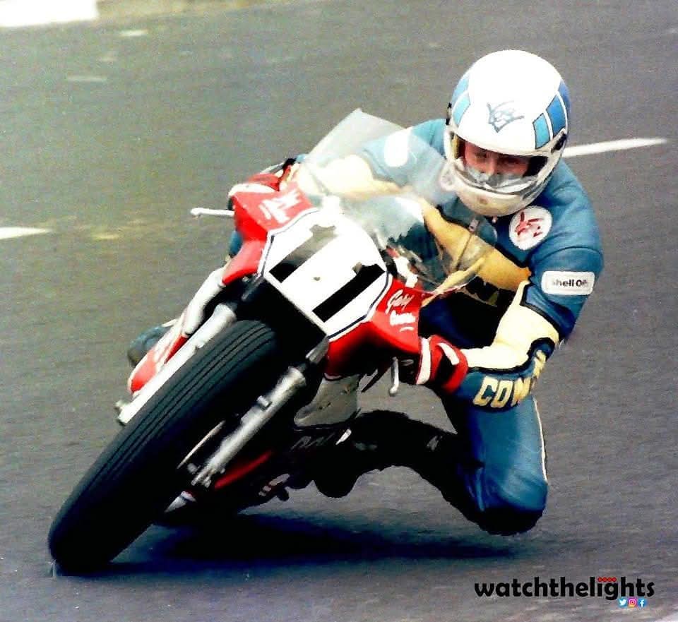roadsandtracks's tweet image. Gary Cowan. 350cc Yamaha at the 1986 NW200