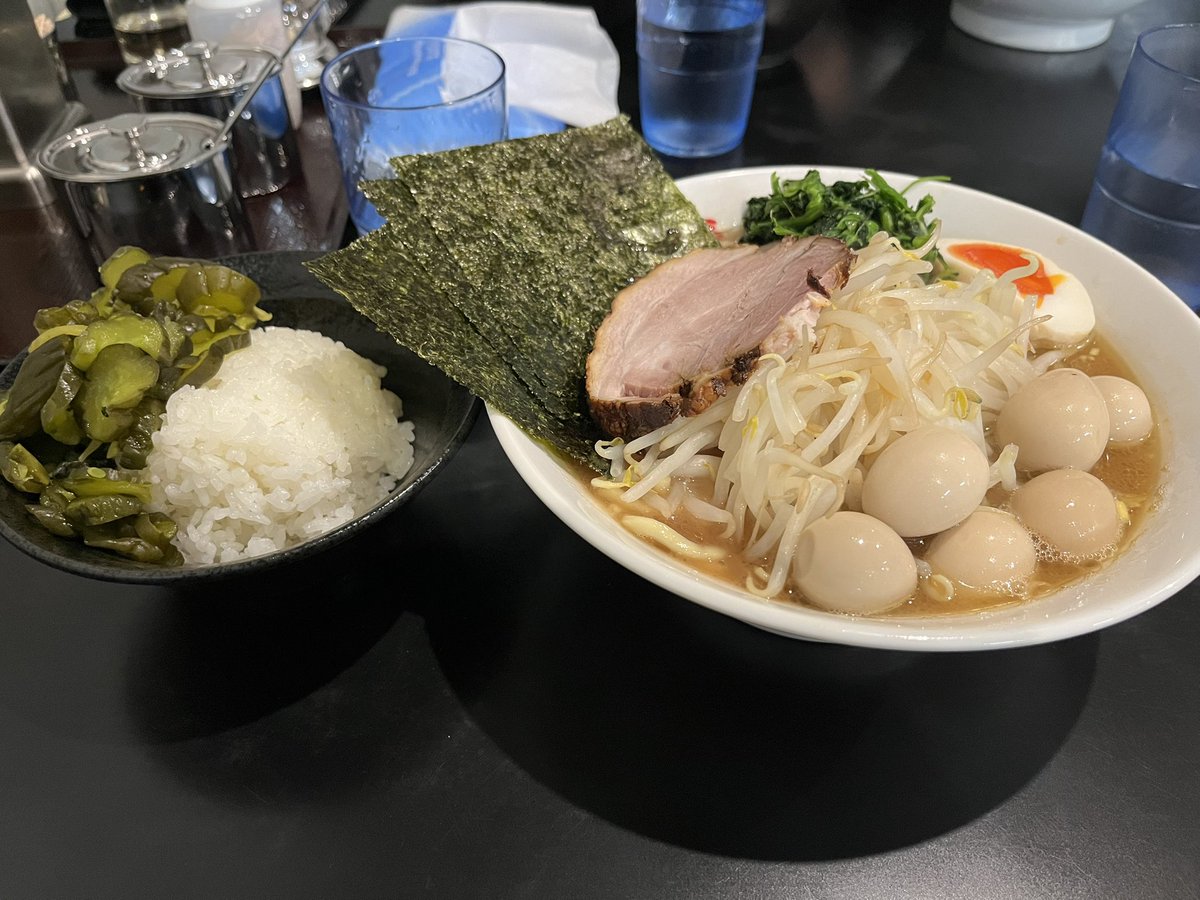 ソリ tweet media