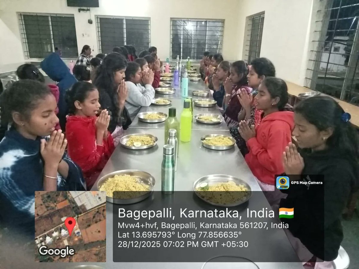 MorarjiSC52's tweet photo. Dinner  #SocialAudit_SWDMeals #SocialWelfare_Karnataka https://t.co/WIRCvxI37s