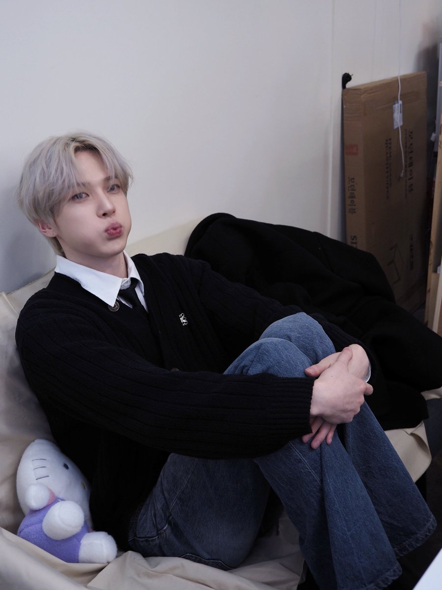 Sun_Mirae's tweet photo. This face and talent still my favorite 

#이준혁 #LEEJUNHYUK #李埈赫
#폴라릭스 #POLARIX #イジュニョク #JUNHYUK #ลีจุนฮยอก https://t.co/u3KecvUflX