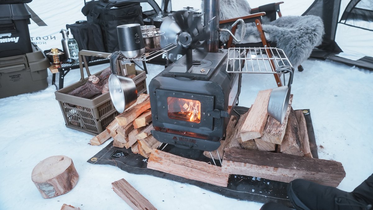 sudatch's tweet image. 雪を求めて4時間かけて新潟県十日町市にキャンプイン！！❄️

キンッキンッのビールうますぎィィィ🍻