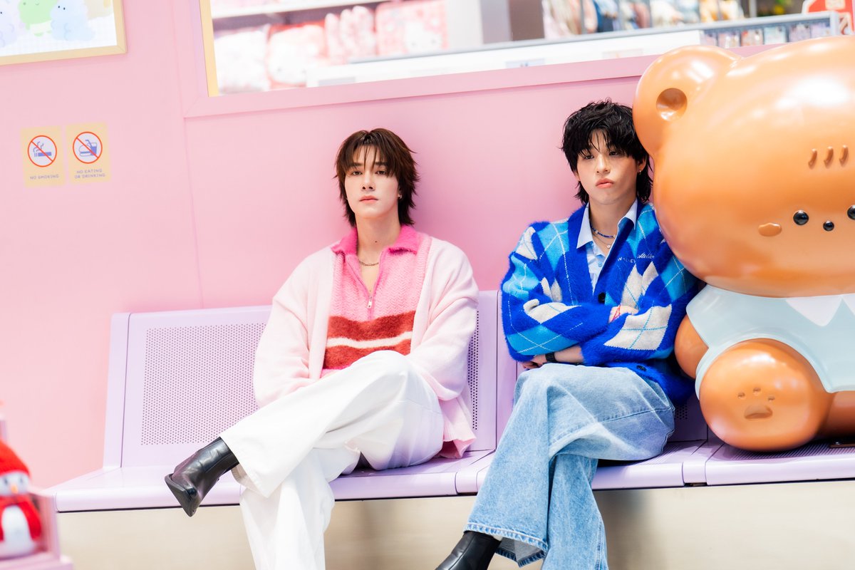 MoshiMoshiTH's tweet image. ✨ Moshi Moshi เก็บภาพโมเมนต์สุดพิเศษของ “สกาย – นานิ” 🩵🩷
จากวันงาน Grand Opening Moshi Moshi New Concept Store: DREAMLAND🌈🎀​  สาขา Central Pinklao ชั้น 4

ใครที่รอชมภาพบรรยากาศงานที่น่ารัก และสดใส มาดูกันเลยน้าา 📸🫶🏻

ทาง Moshi Moshi ขอขอบคุณ​
ทางค่าย GMMTV
คุณสกาย และ…