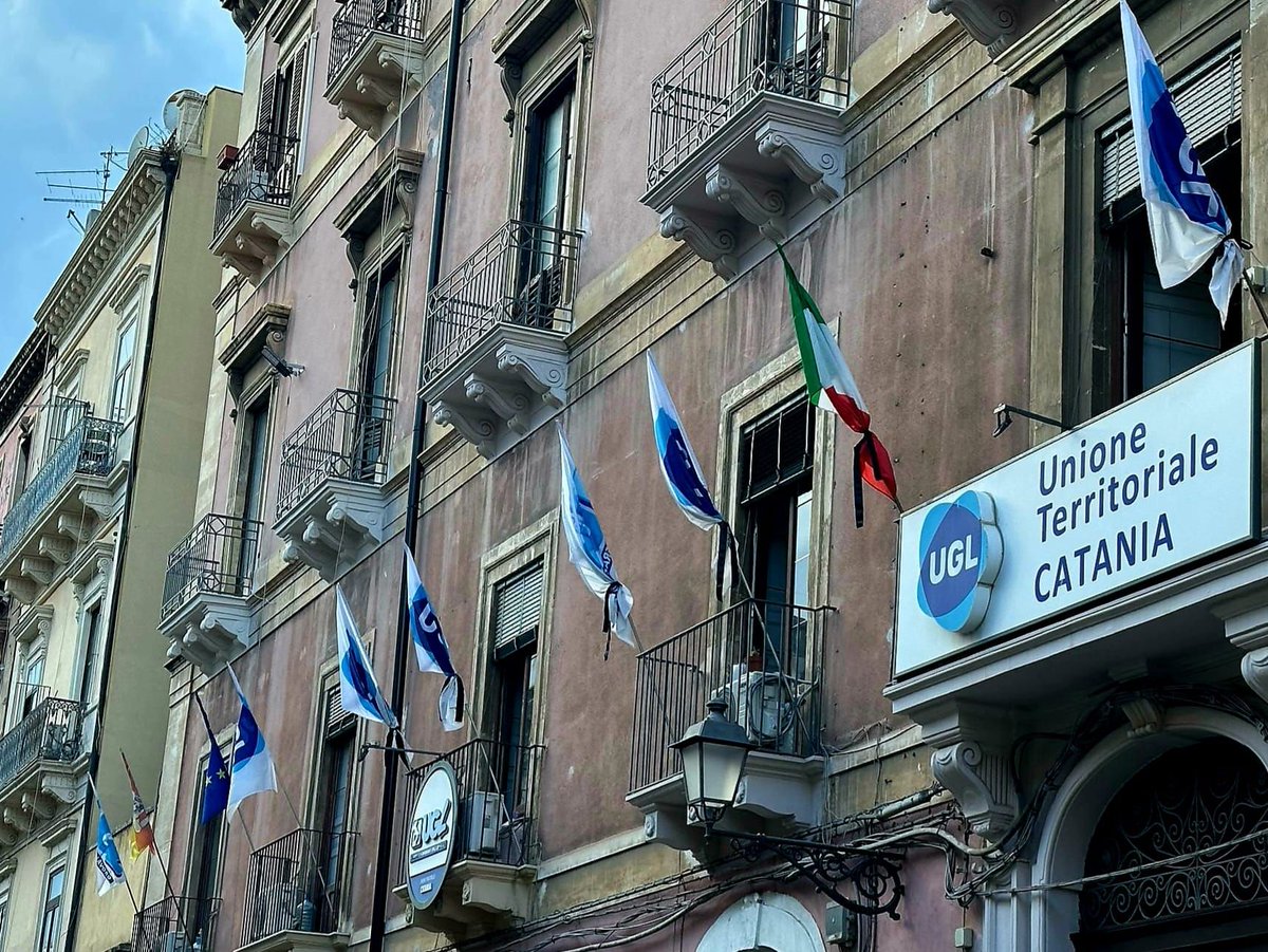 Tutta la Ugl di Catania si associa al dolore di <a href="/fpcapone/">Paolo Capone</a>   Segretario Generale <a href="/UGLConf/">UGL Confederazione</a> per la perdita del caro padre, esprimendo le più affettuose condoglianze.