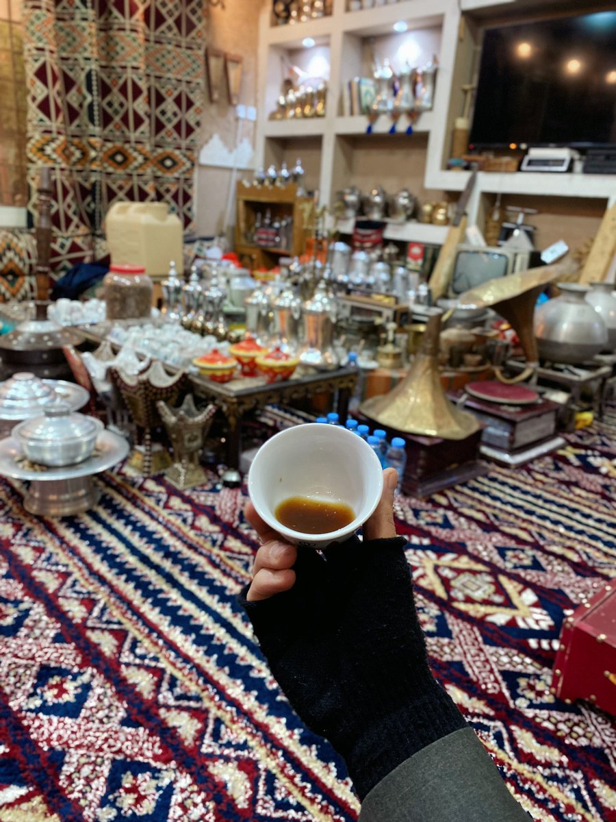 " لولا سموم القيظ ماجاد النخيل "
تمعن فيها جيدًا