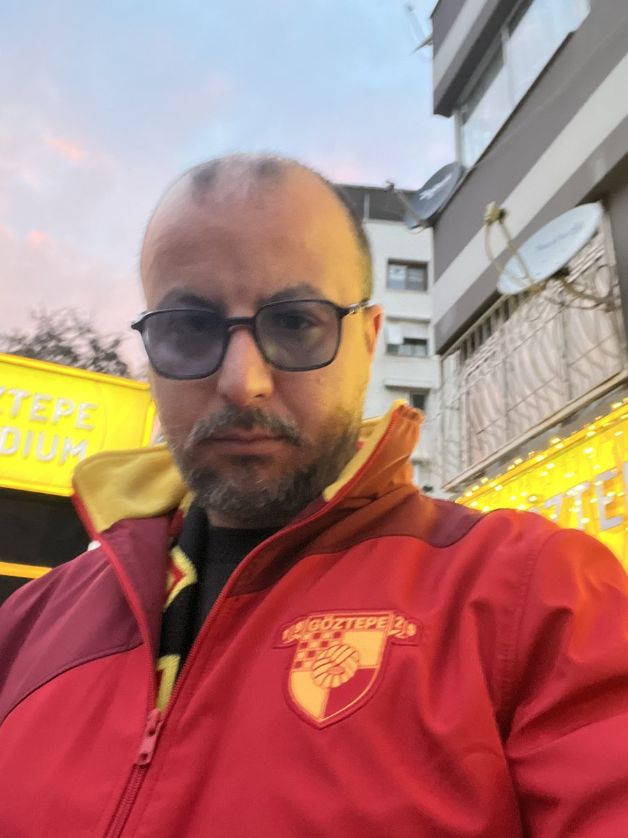 erennarin's tweet image. Yalı istanbul montu hayatı sorguluyor