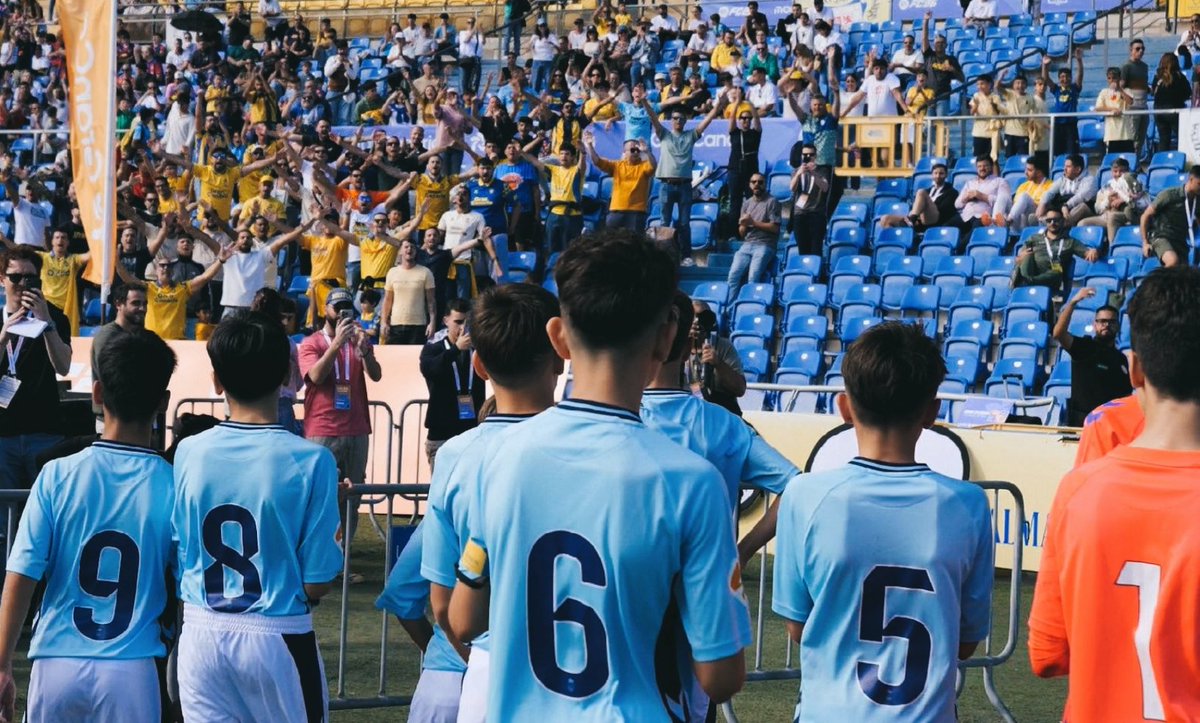 Grupo Ultra Naciente tweet media