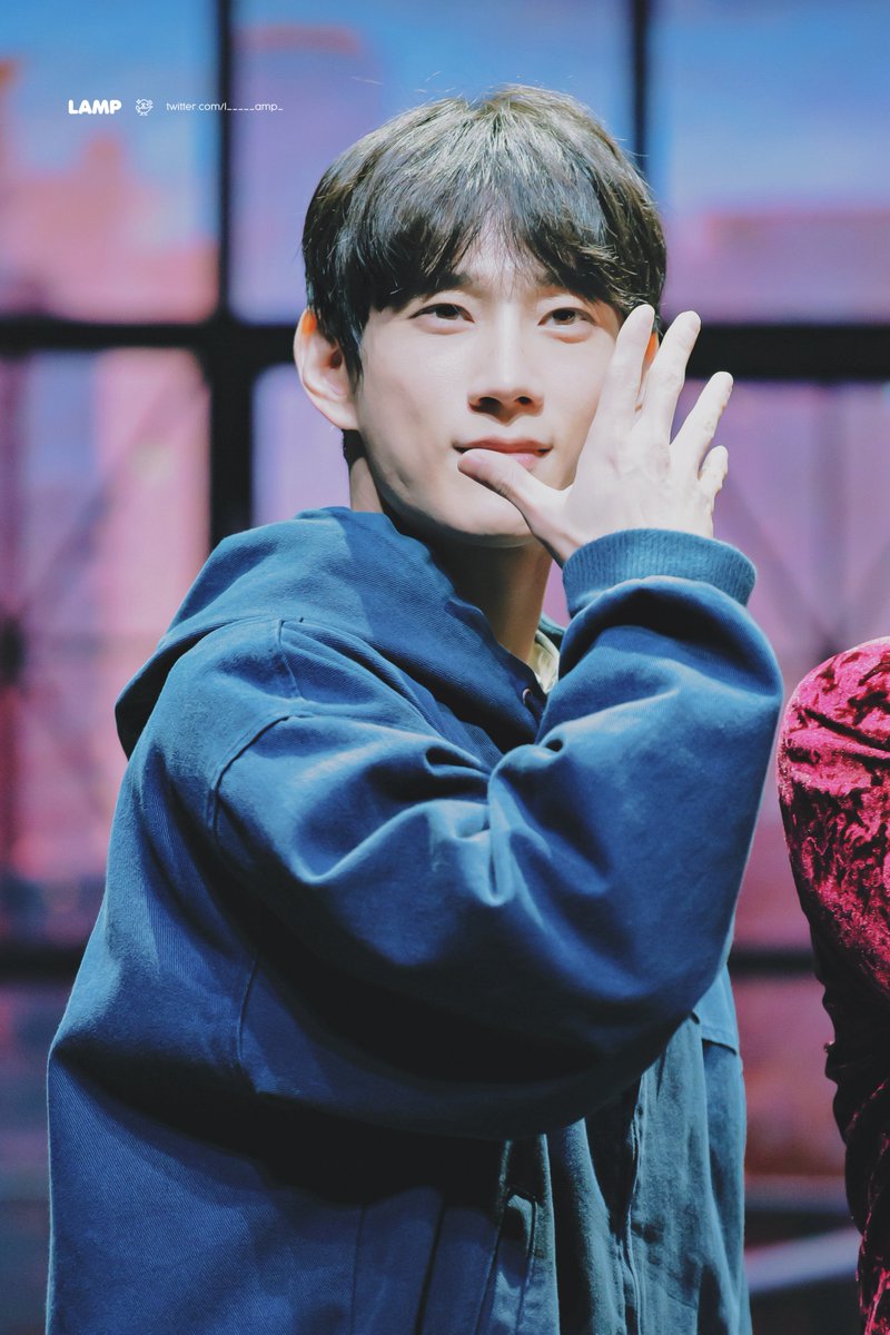 251228낮 #0528 공오이팔
피처링 포토타임
#김서환 에기

블랙 아웃🤚🏻