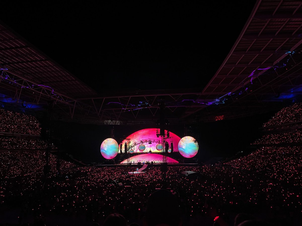 maweb1977's tweet photo. @wembleystadium https://t.co/qlMpQdiplg