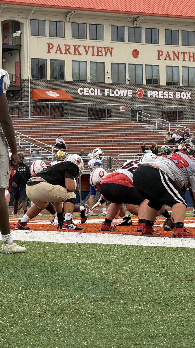 BiggKevin84's tweet photo. Locked in for @GA5StarSports 9thvs10th grade game today! #LeftGuard #Oline #trenches https://t.co/fMKg1AYYCb